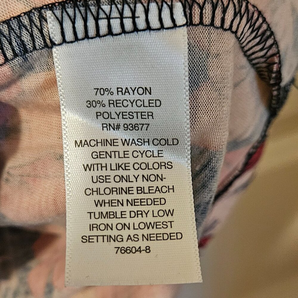EUC Liz Claiborne Split Crew Neck Sleeveless Tank Top Sig Navy Floral Size 2X - Picture 3 of 8